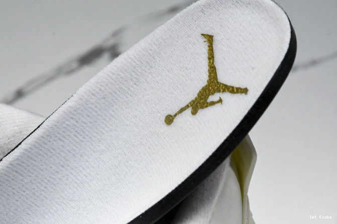 1st Kicks Gold Retro Metallic 4 Jordan AQ9129-170 0712